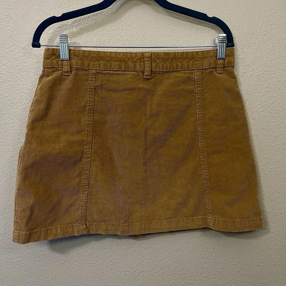 Wild Pearl Y2K Corduroy Button Mini Skirt Brown Front Patch‎ Pockets Size 10